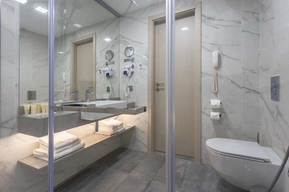 Hotel Bulgaria Bourgas 37/41