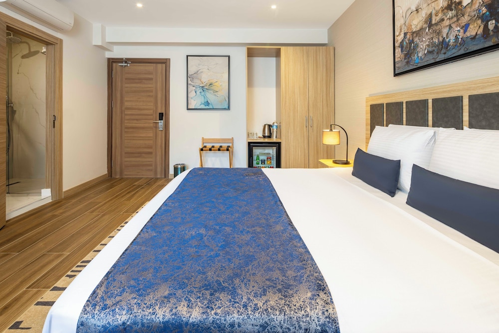 The Capri Hotel Osmanbey 25/60