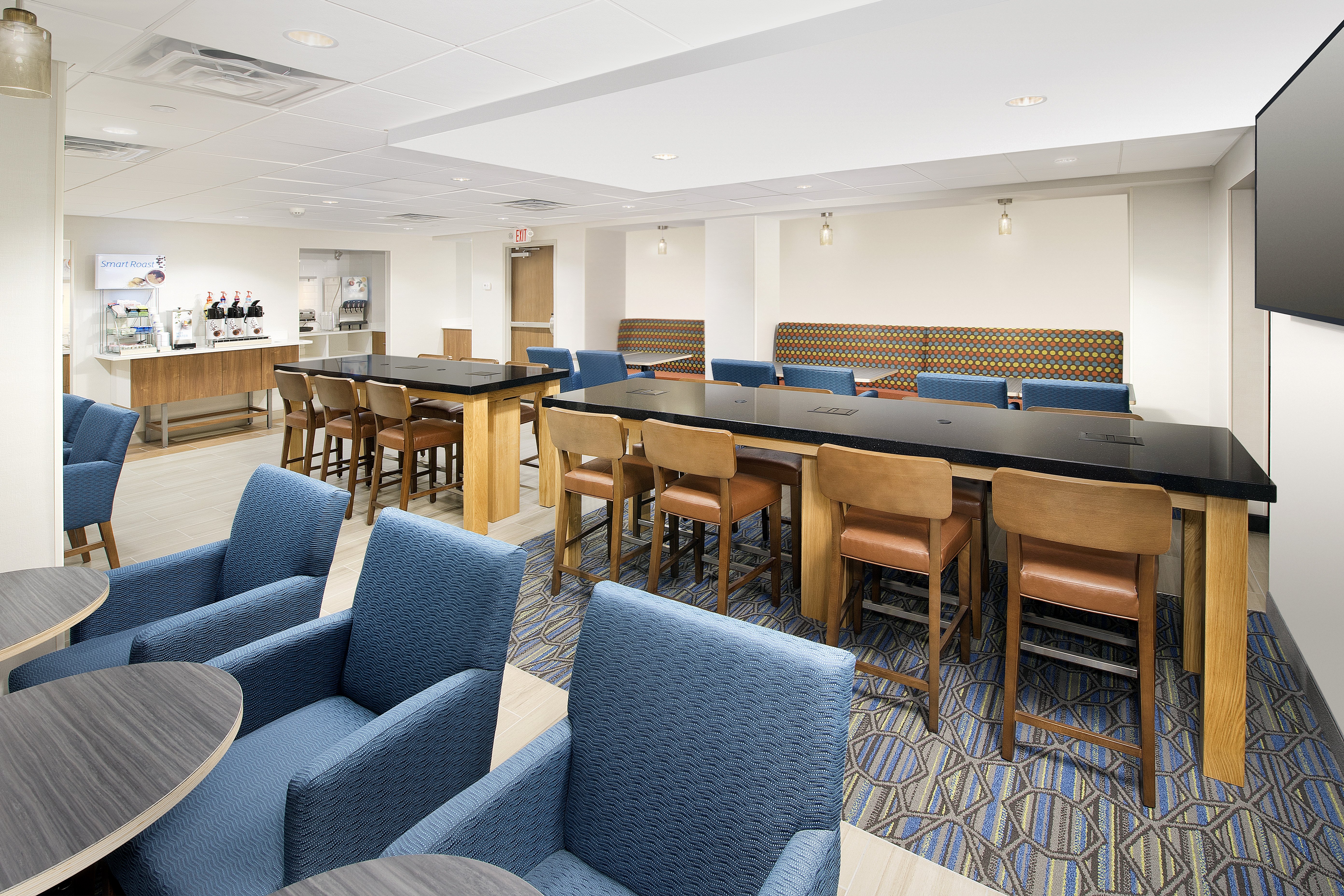 Holiday Inn Express Suites College Park University Area 11/15
