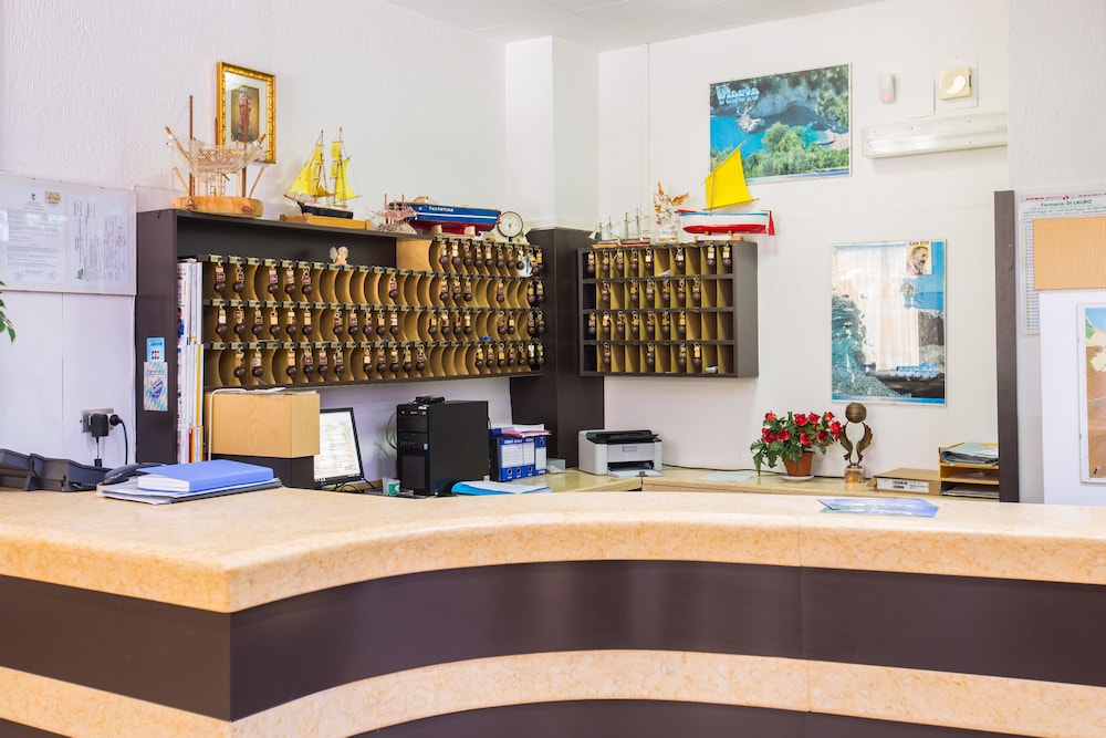 Hotel Mediterraneo 7/56