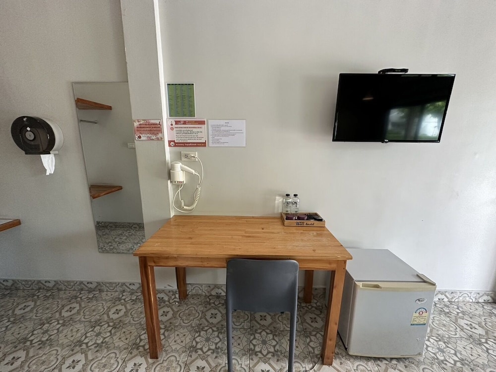 Warm Well Hostel Kanchanaburi 55/68