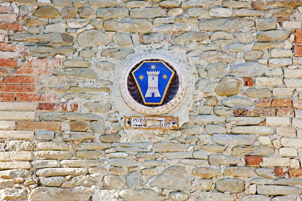Monsignor Della Casa Country Resort 62/70