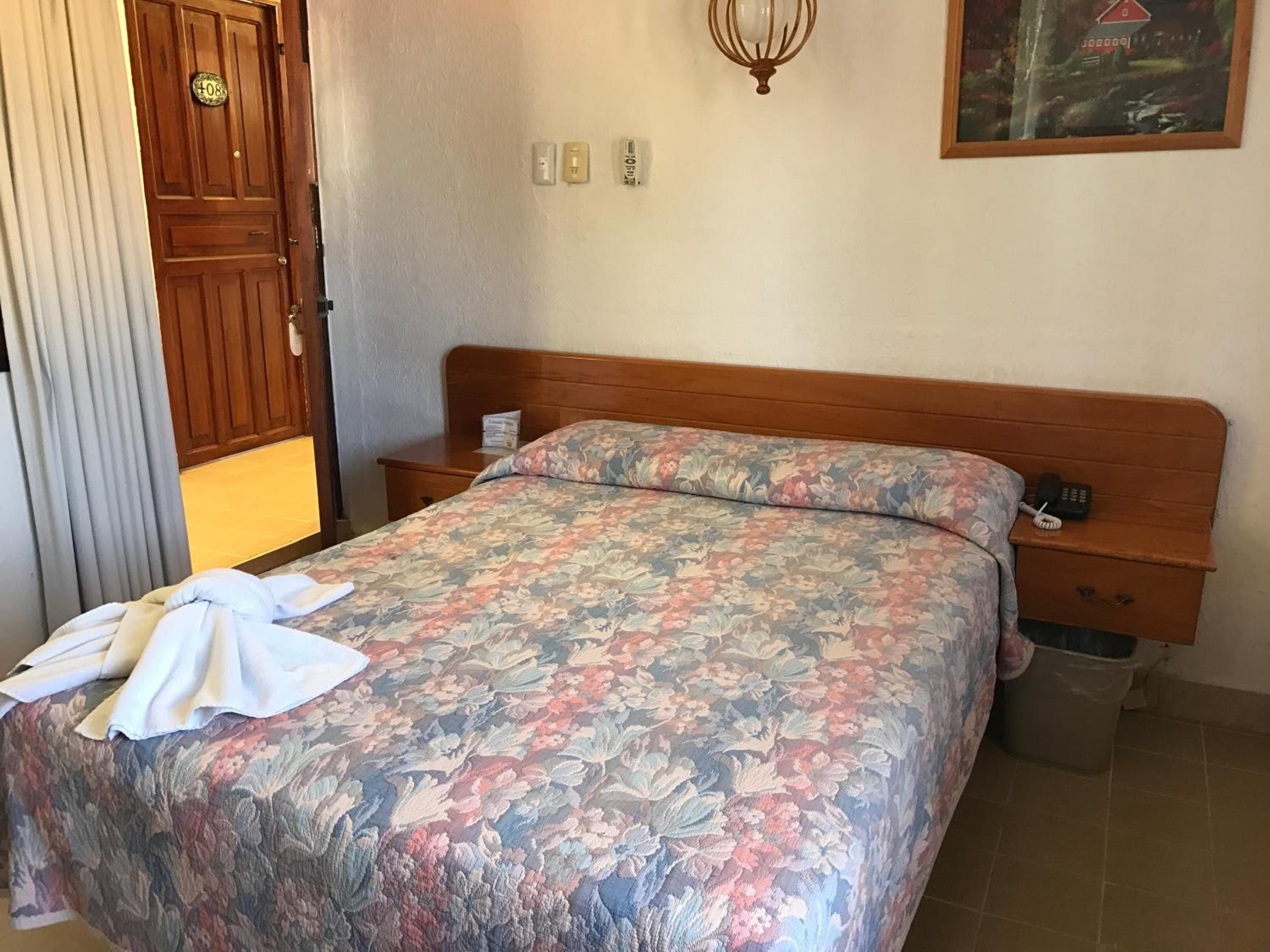 Hotel Los Arcos 24/51
