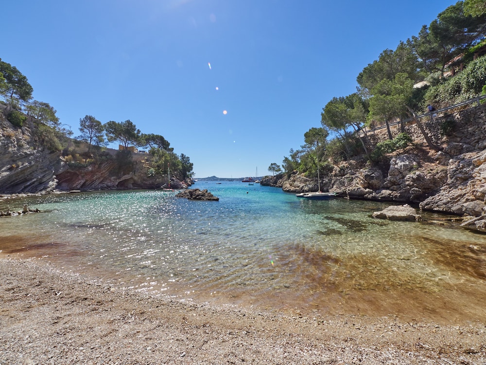 Petit Cala Fornells 32/50