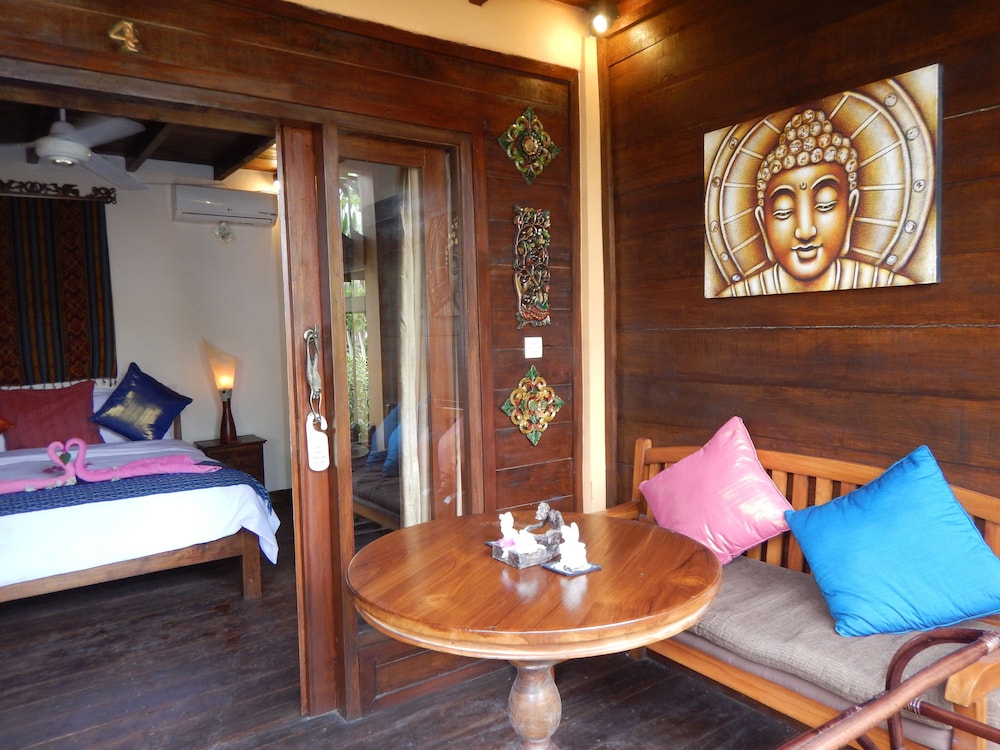 Puri Sayang Bungalows 17/50