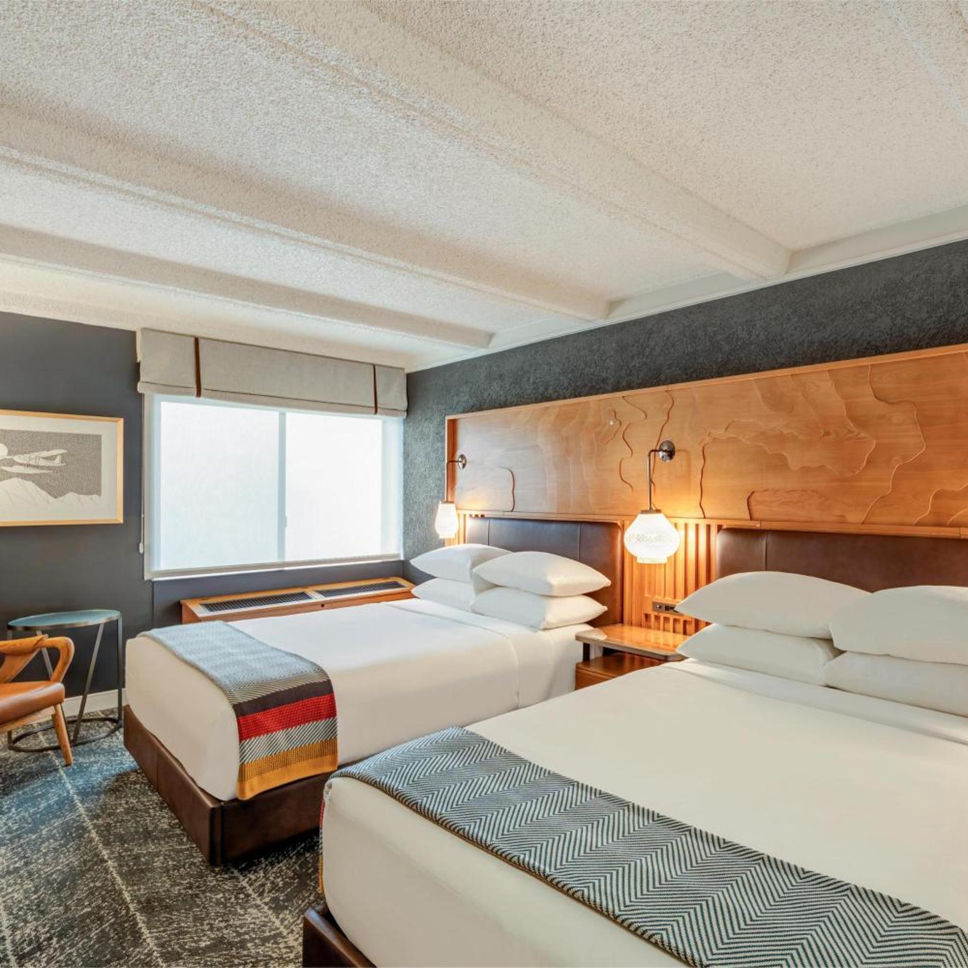 Room, King Bed, 2 Queen Beds, The Wildbirch Hotel in JdV by Hyatt 2/4