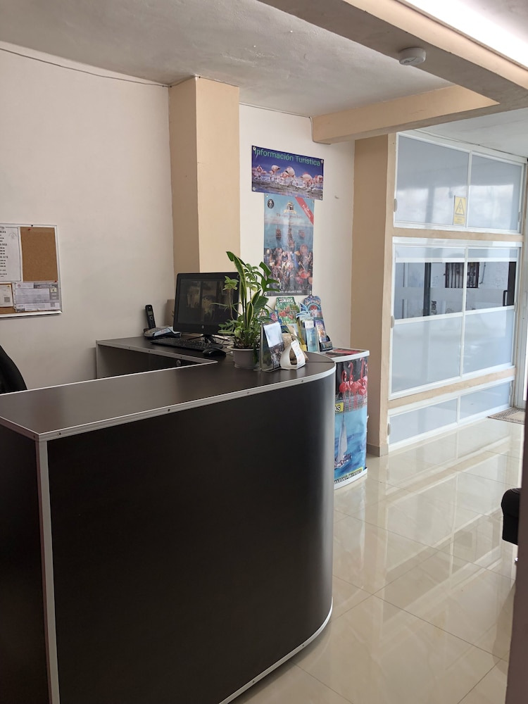 Hotel Suites La Roca 4/32