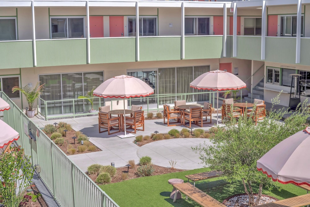 City Center Hotel Long Beach, Sonder by Marriott Bonvoy 2/53