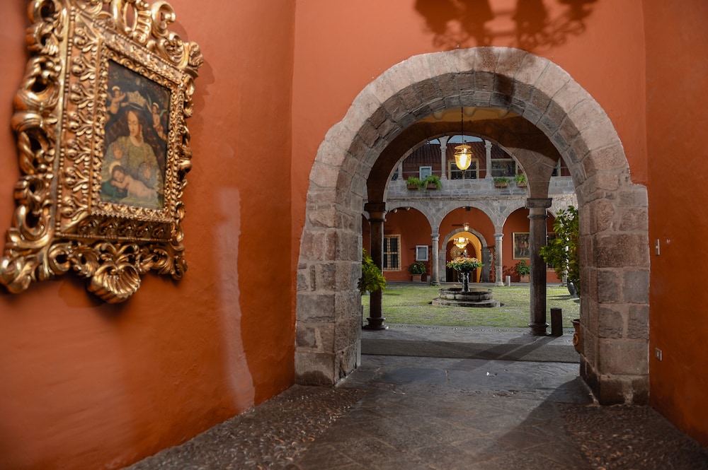 Wyndham Costa Del Sol Cusco 9/79