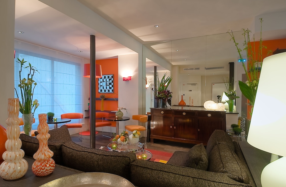 Hotel Marais Bastille 38/49