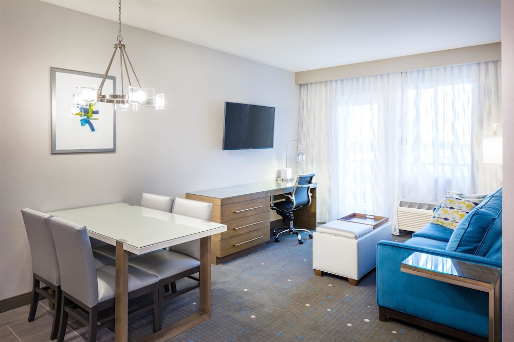 Best Western Premier Hotel At Fisher's Landing 20/31