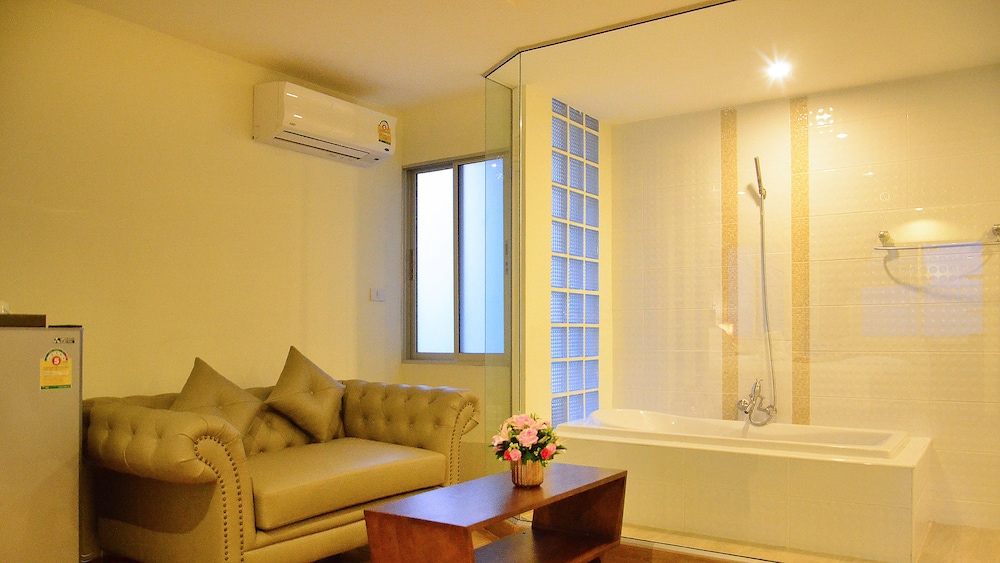 Suvarnabhumi Ville Airport Hotel 43/63