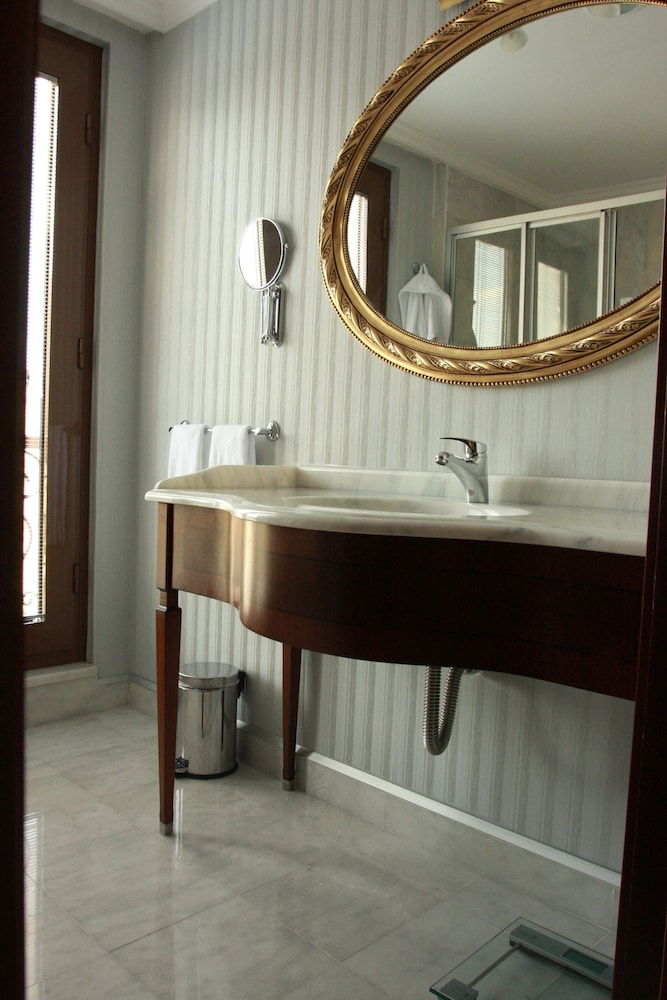 Hotel Monec 7/50