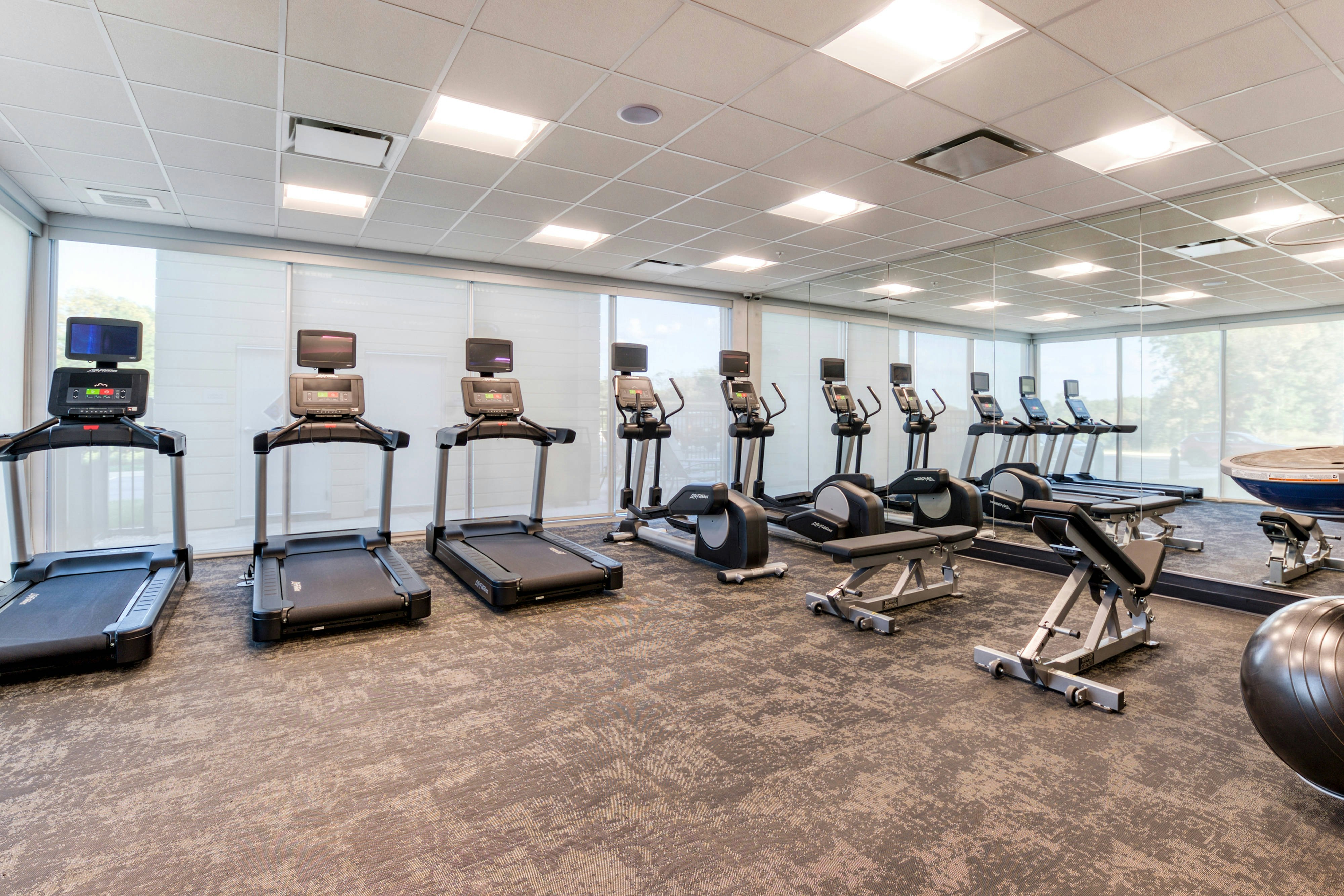 Fairfield Inn & Suites by Marriott Charlotte Belmont 6/15
