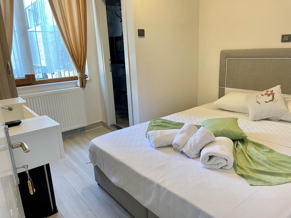 Villa Ece Pansiyon 6/40
