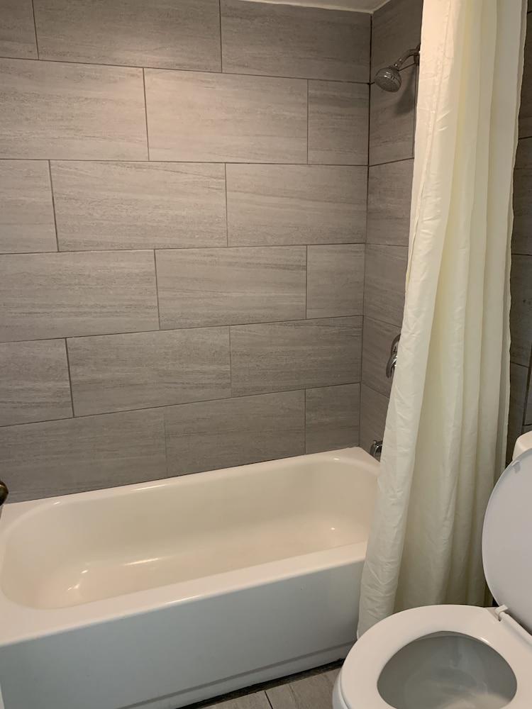 RW Hotel 10/10