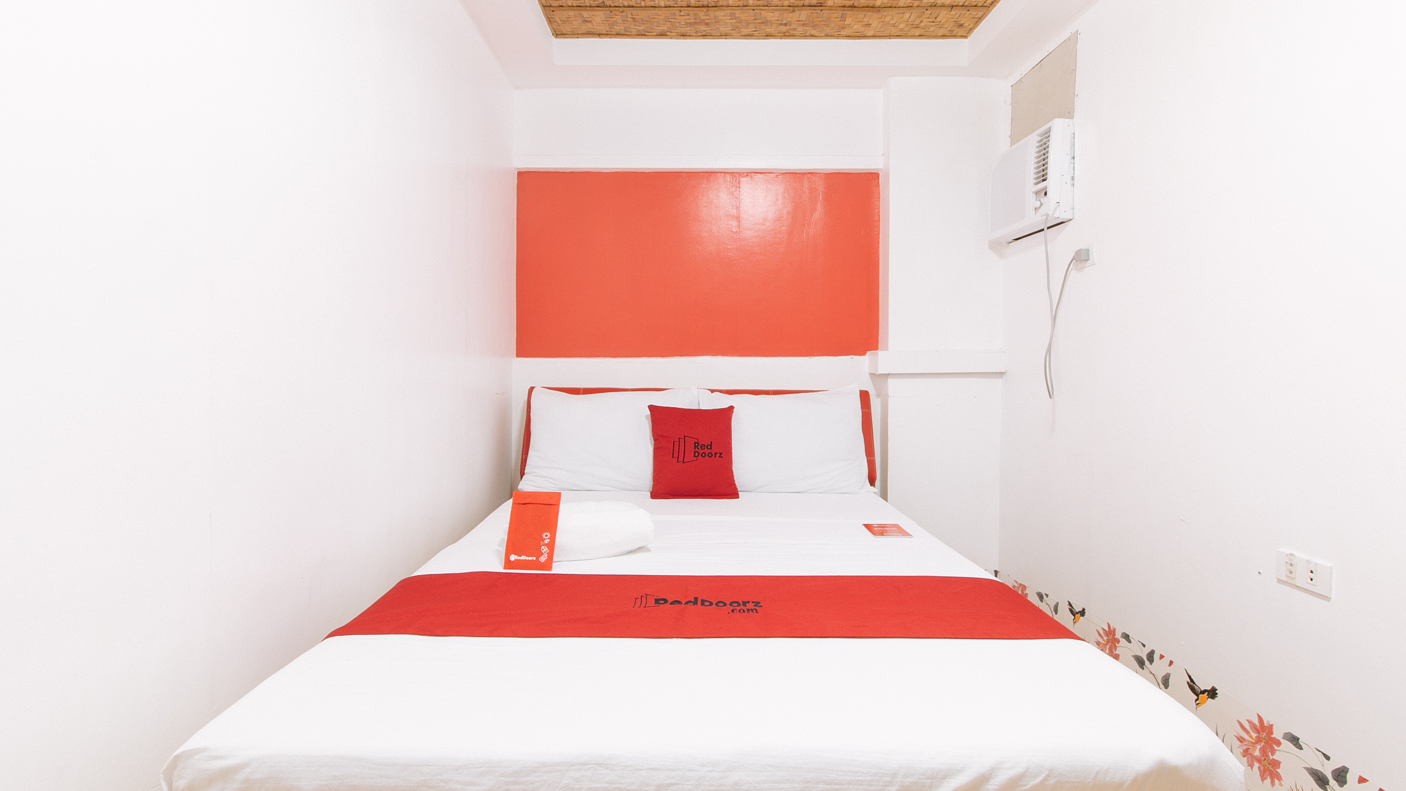RedDoorz @ DBuilders Rooms Ph1 Taguig 5/28