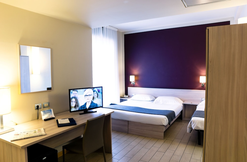 Scarlatti Hotel Milano 23/50
