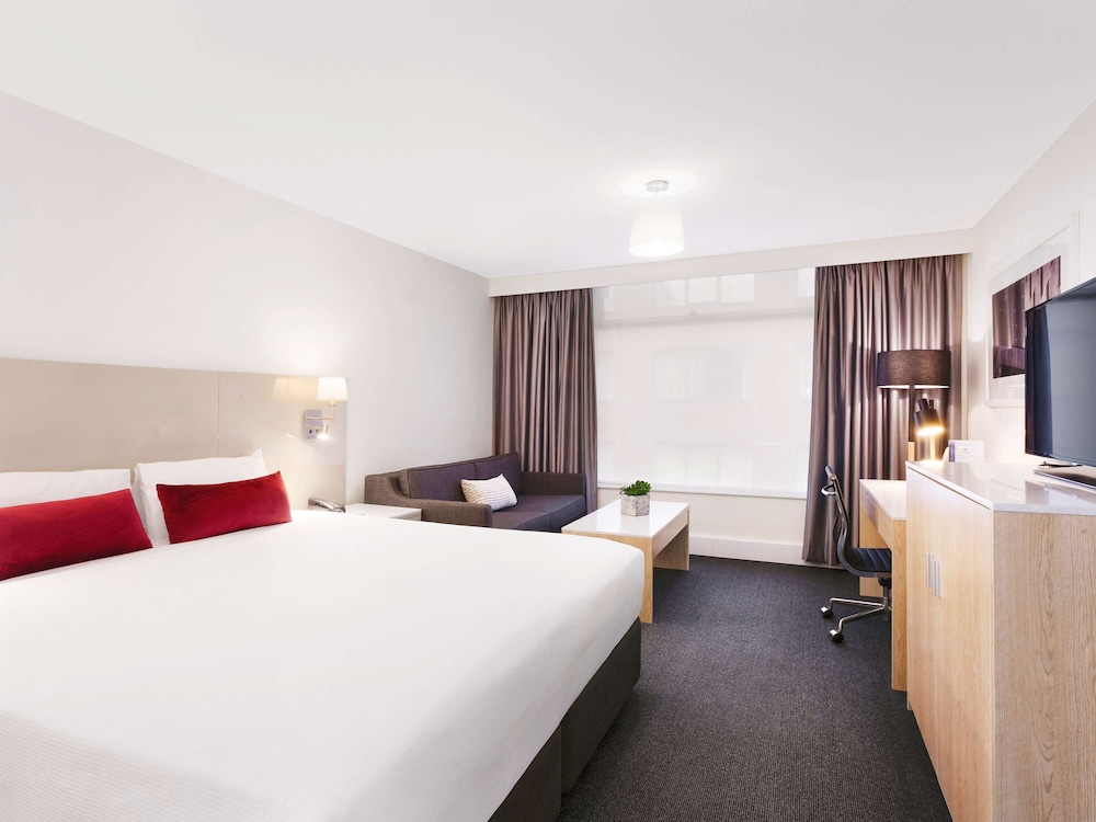 Mercure Melbourne Albert Park 8/72