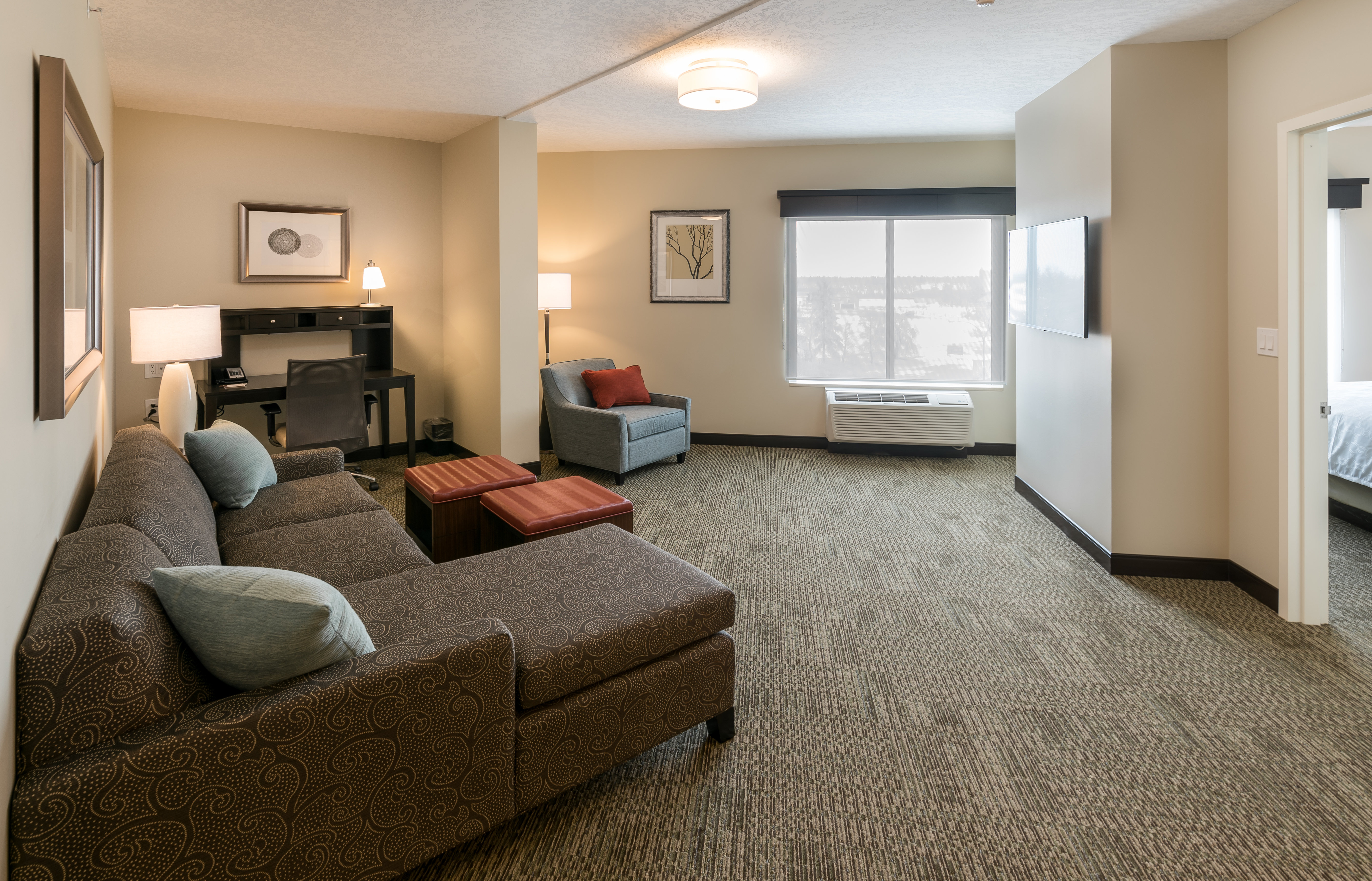STAYBRIDGE SUITES SASKATOON - UNIVERSITY 24/50