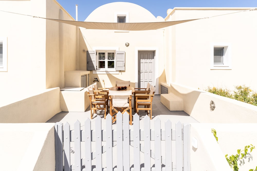 Ampelonas Executive Houses 23/47