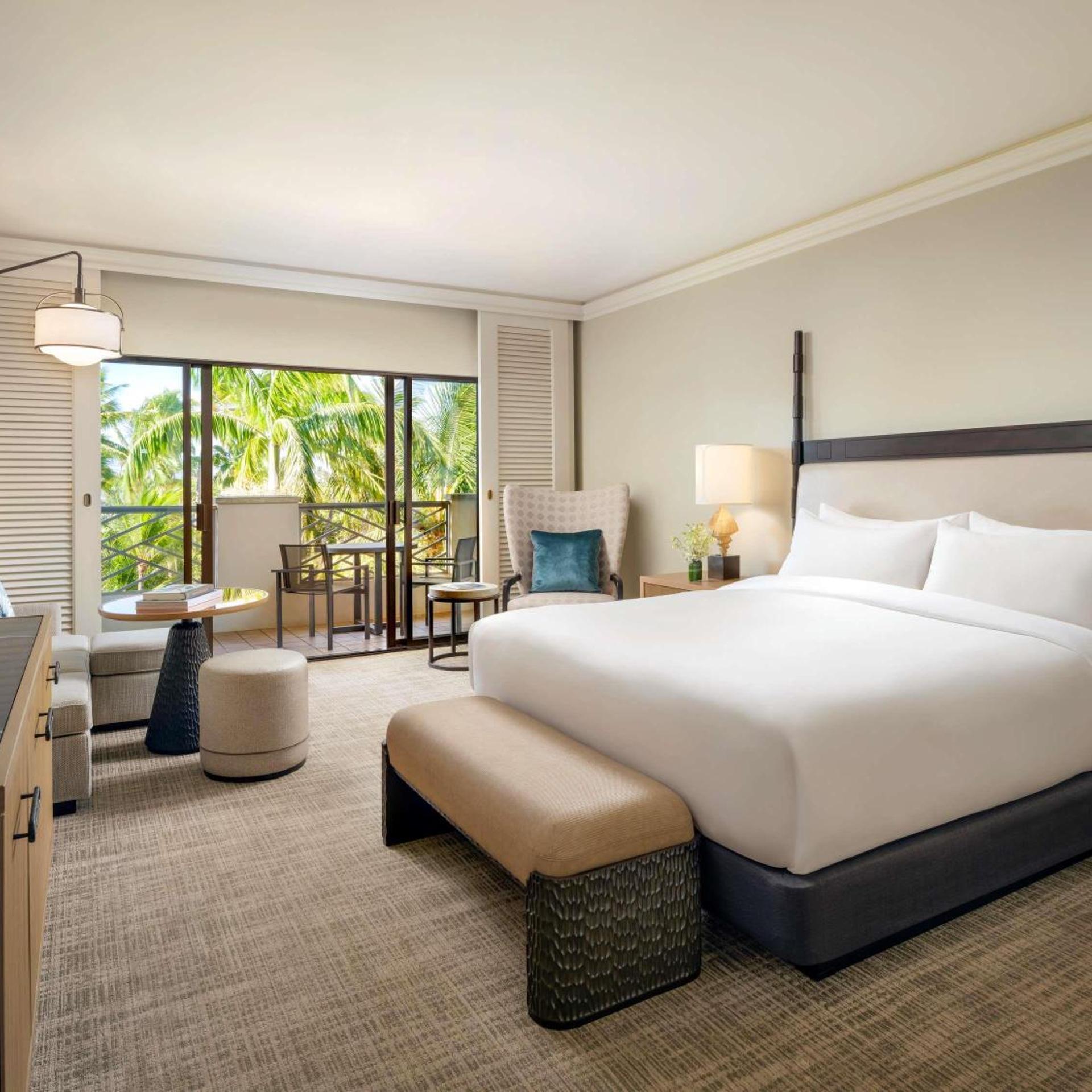 Fairmont, King Bed, Garden View, Bathtub, Accessible