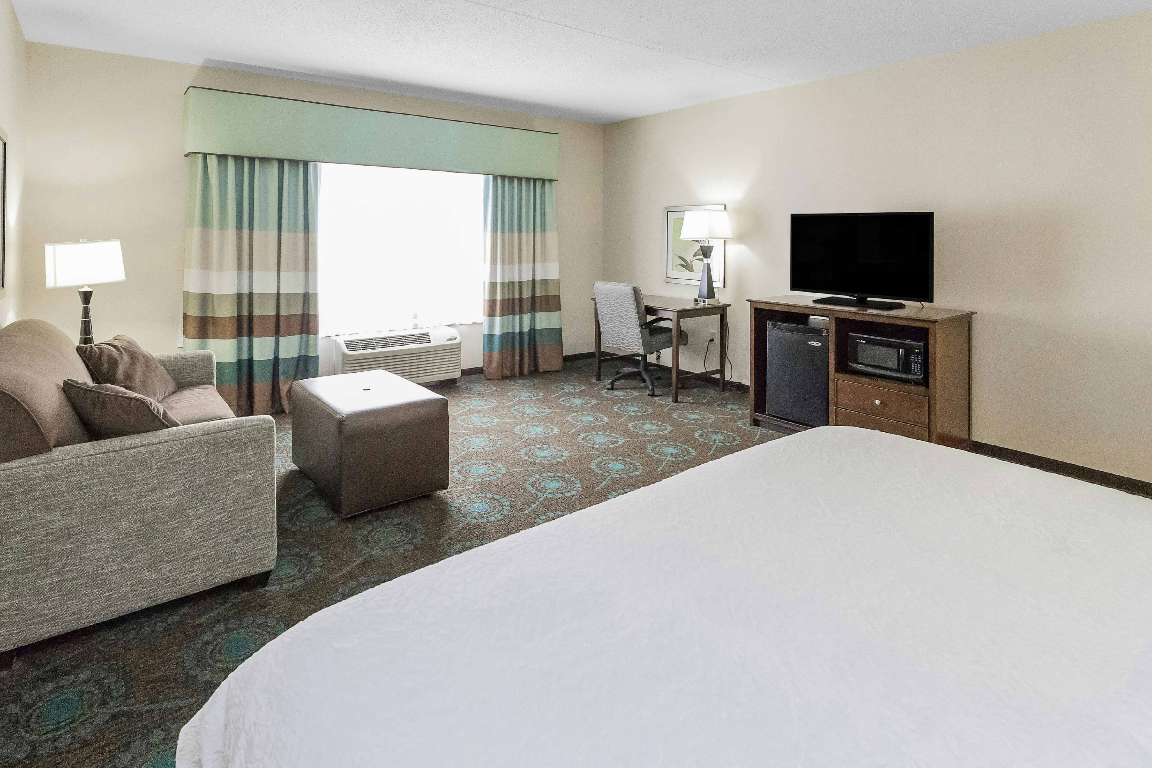 Room, King Bed, Sofa