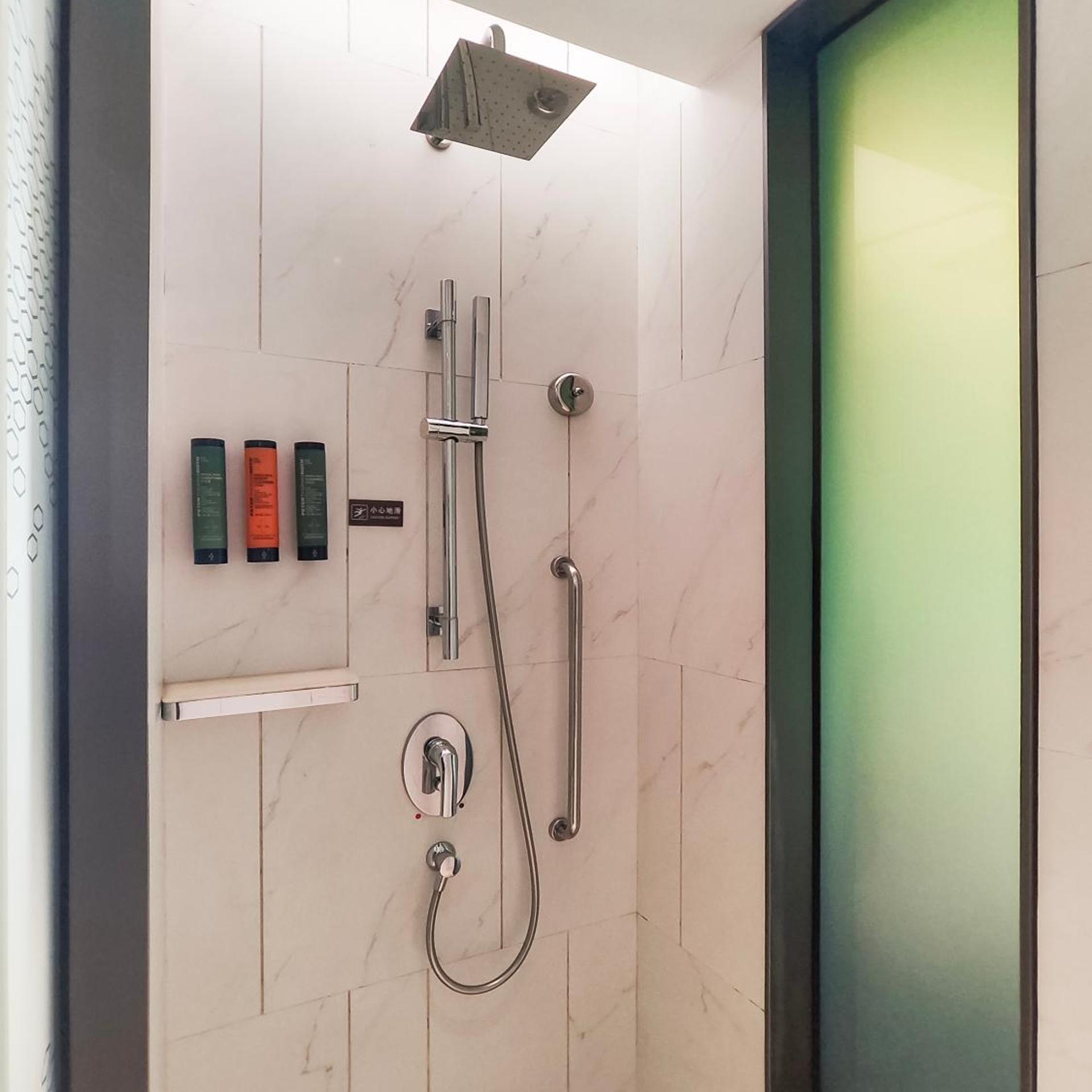 Hampton by Hilton Guangzhou Tianhe Sports Center photo3