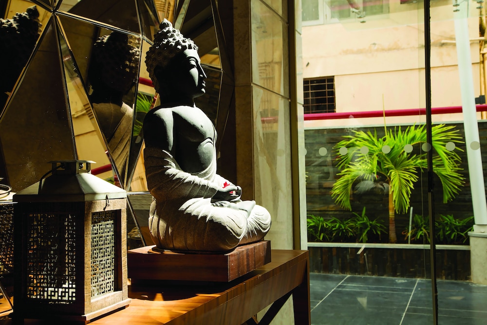 Urvashi Residency 23/43