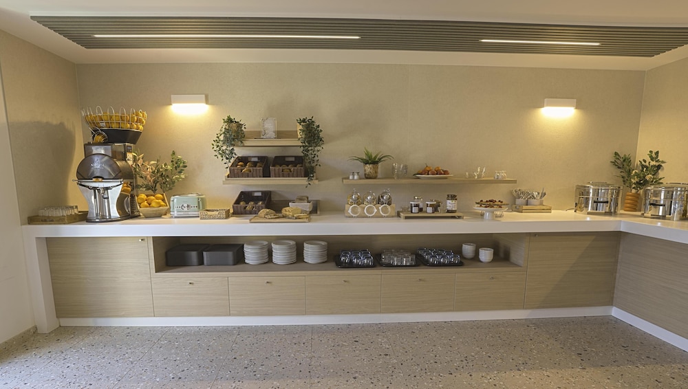Kyriad Montpellier Sud Lattes 16/70