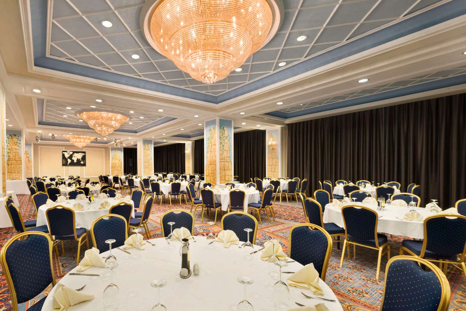Ramada Plaza by Wyndham Gevgelija 30/34