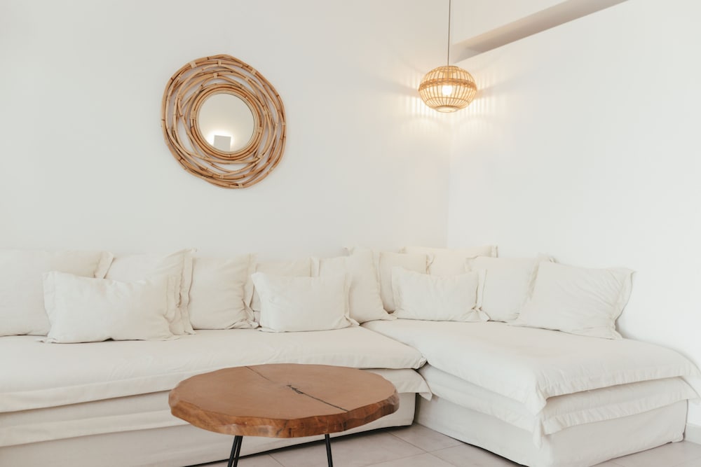 Casa Vitae Suites 43/60