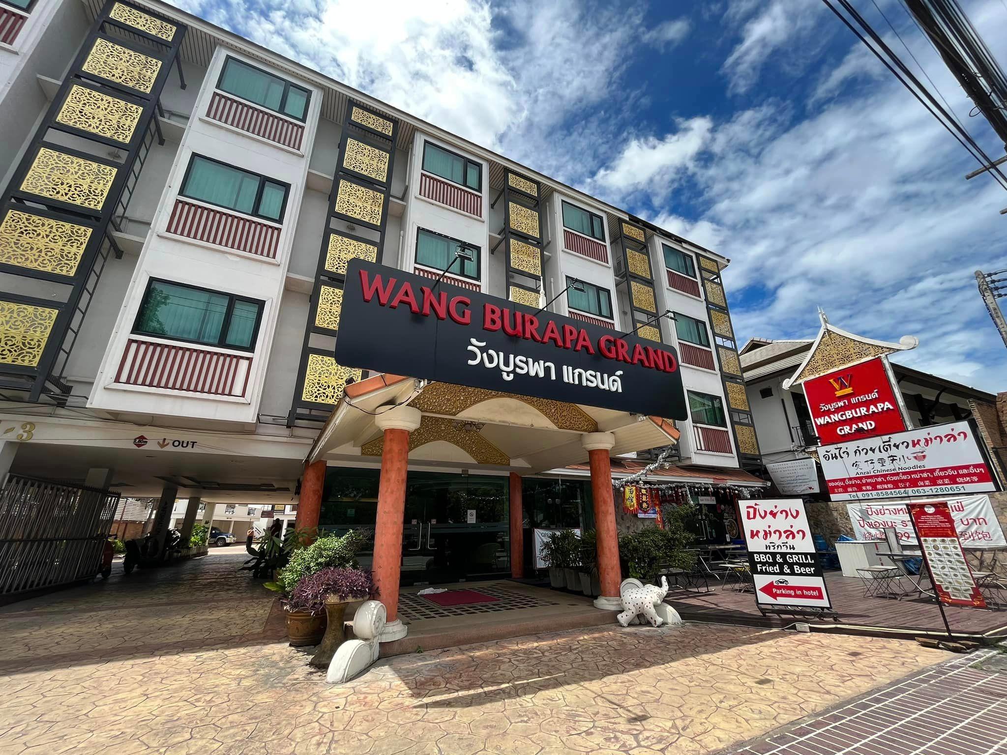 ROOM, TRIPLE, 1 DOUBLE AND 1 SINGLE BED