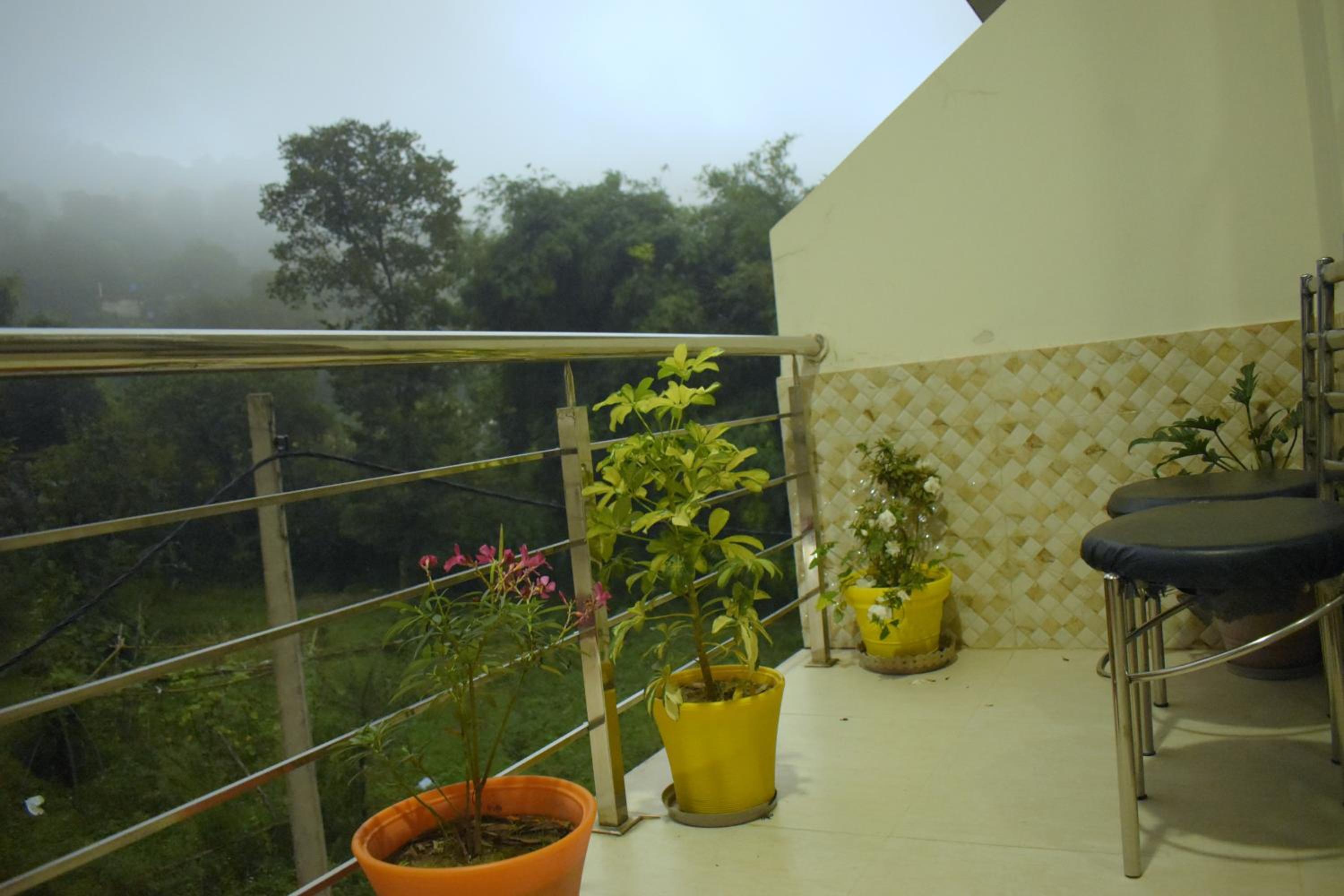 Oyo 10820 Hotel Nature's View 44/68