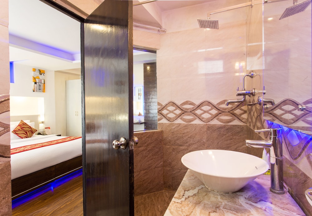 غرفة ديلوكس بسرير كينج، AVATAAR KATHMANDU HOTEL 6/9