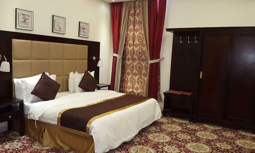 Julanar Alsharq Suites 21/44