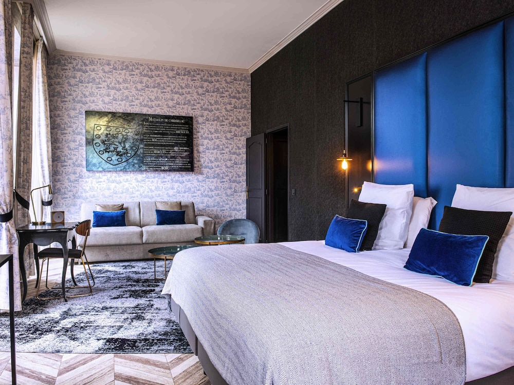 Mercure Figeac Viguier Du Roy 23/63