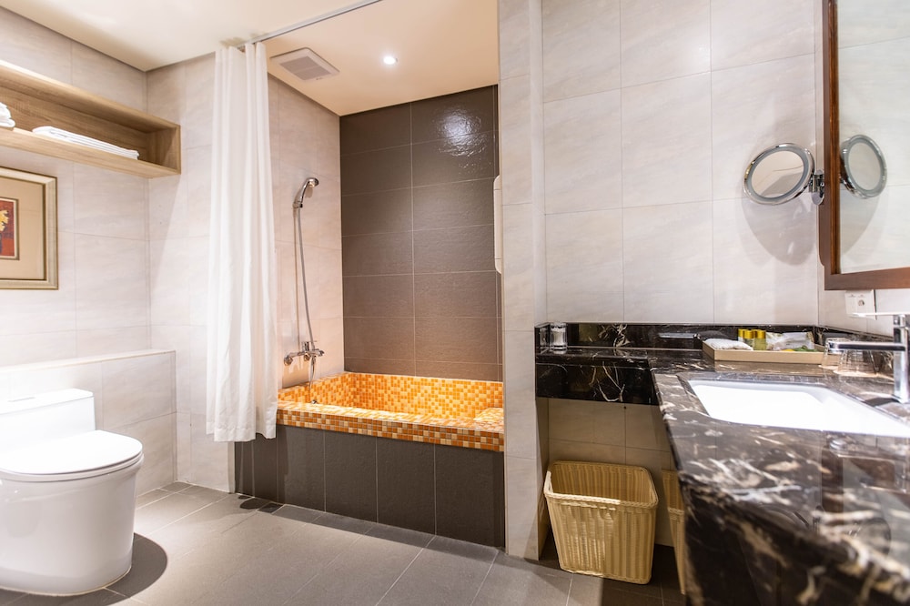 Jia Hsin Garden Hotel 63/64