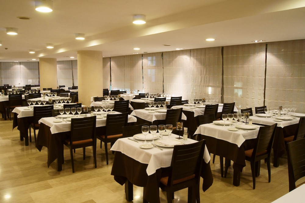 Yomo Centric Hotel 34/50
