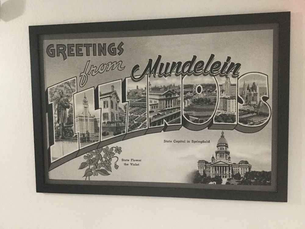 Super 8 by Wyndham Mundelein/Libertyville Area 22/45