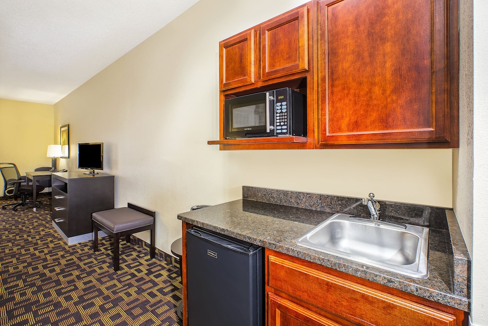 Holiday Inn Express Hotel And Suites Marysville 46/75