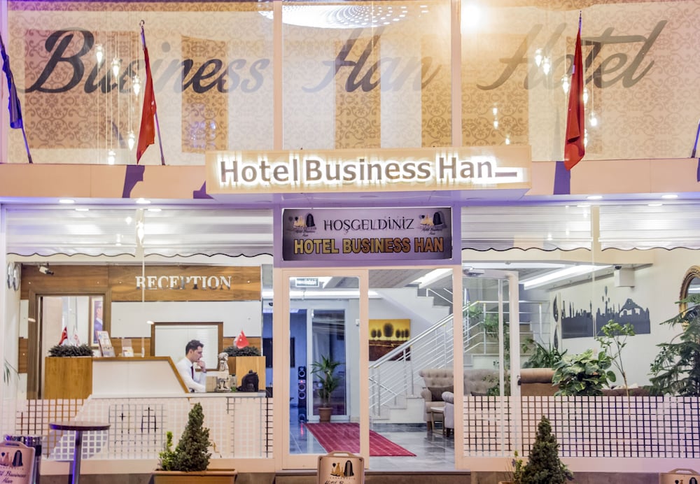 Hotel Business Yatt 6/54