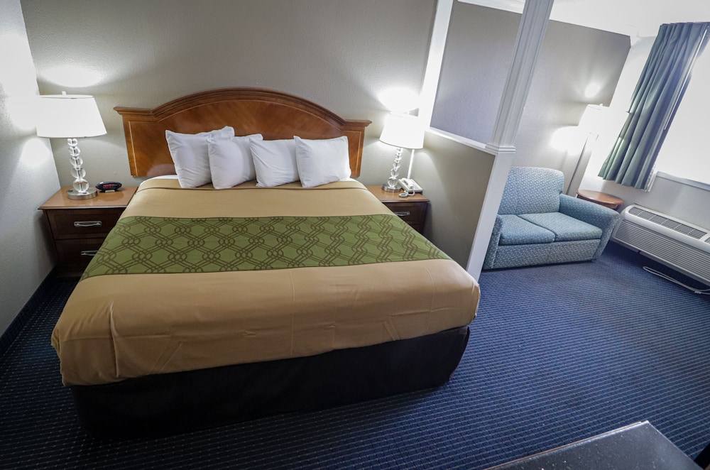 University Inn Suites 7/39