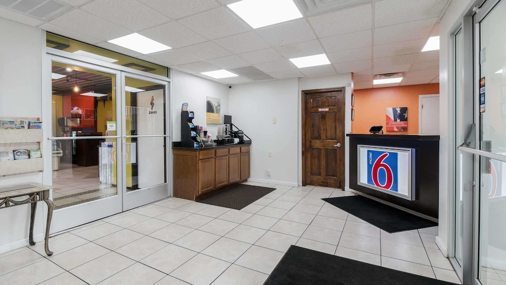 Motel6 Pulaski Tn 16/49