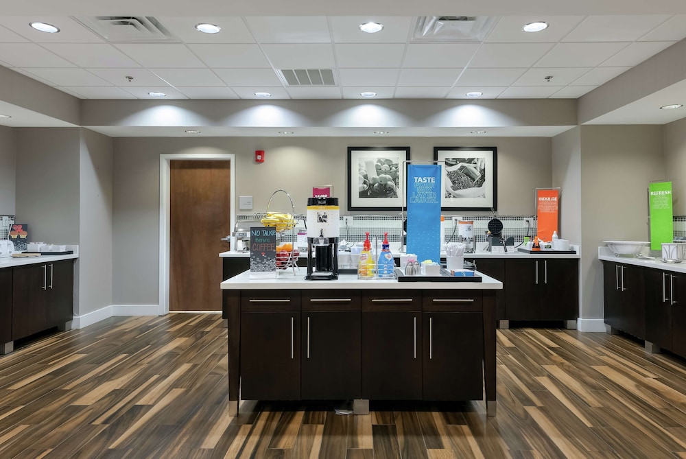 Hampton Inn Emersonlakepoint Ga 14/55