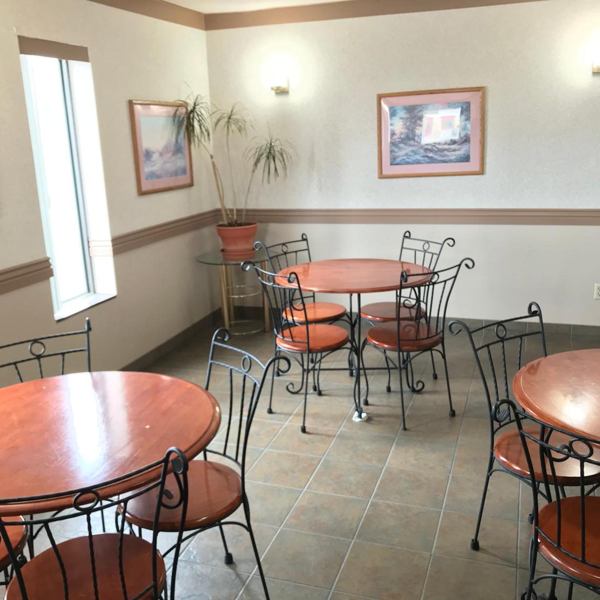 Americas Best Value Inn Burlington 47/62