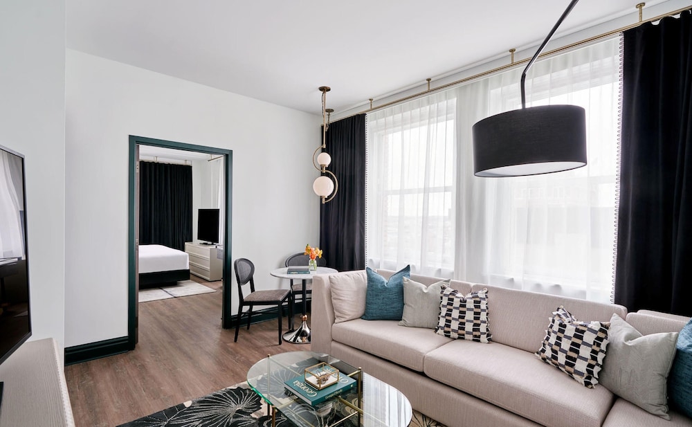 Hotel Kansas City, in The Unbound Collection by Hyatt 27/47