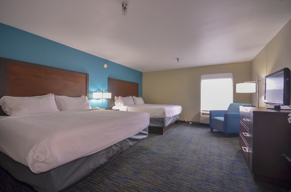 Standard, 2 King Beds, Extra Floor Space
