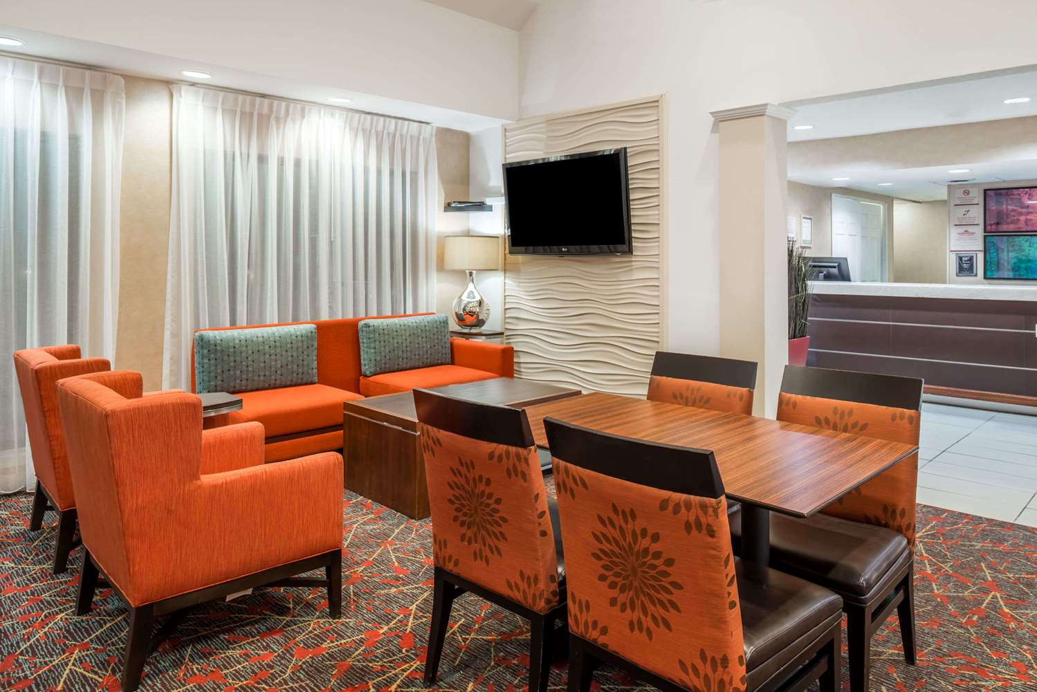 Craigshire Suites St Louis Westport Plaza 33/40