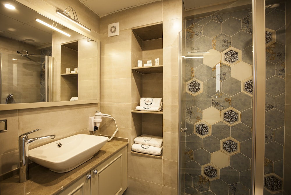 Livia Garden Hotel 40/43